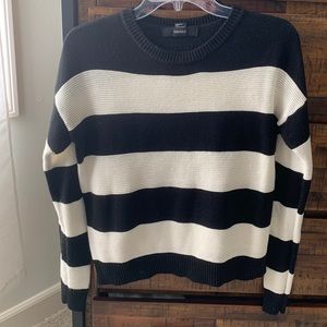 Forever 21 Black and White Striped Sweater